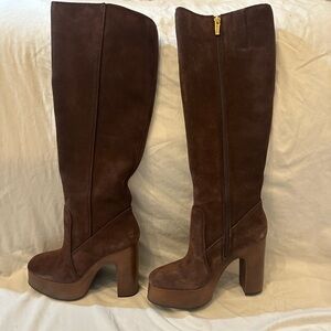 Versona Chocolate Heeled Boots